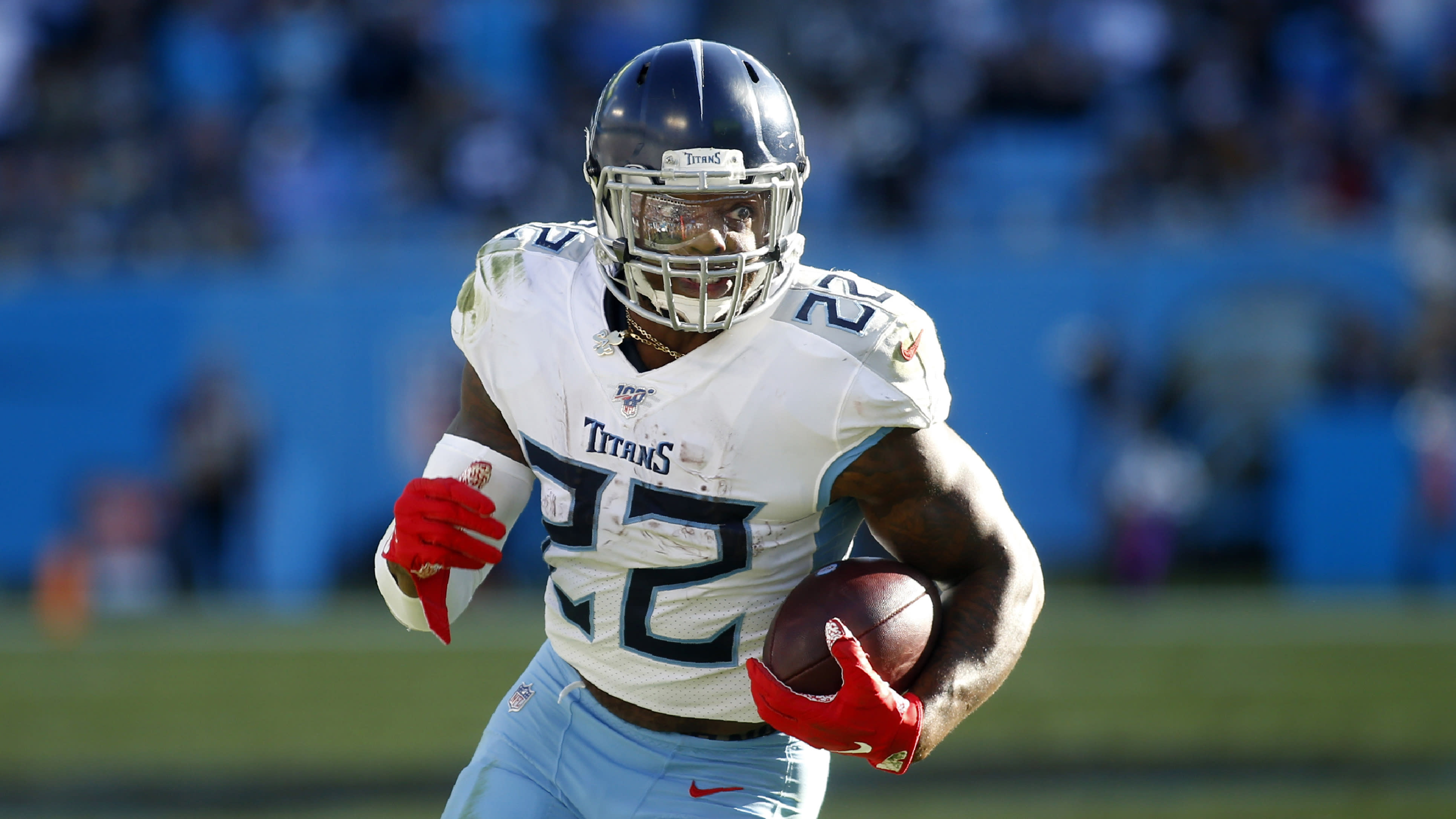 NFL: Derrick Henry signs franchise tender with Titans