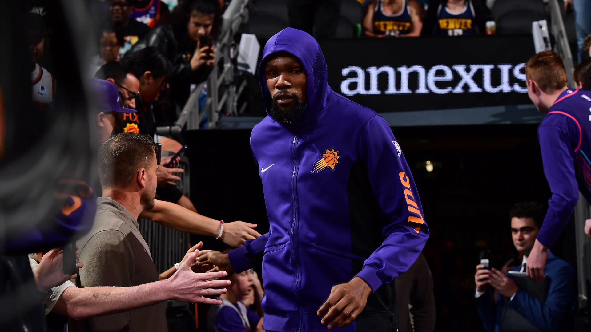 Watch Kevin Durant move past Moses Malone into top 10 scoring all-time in NBA