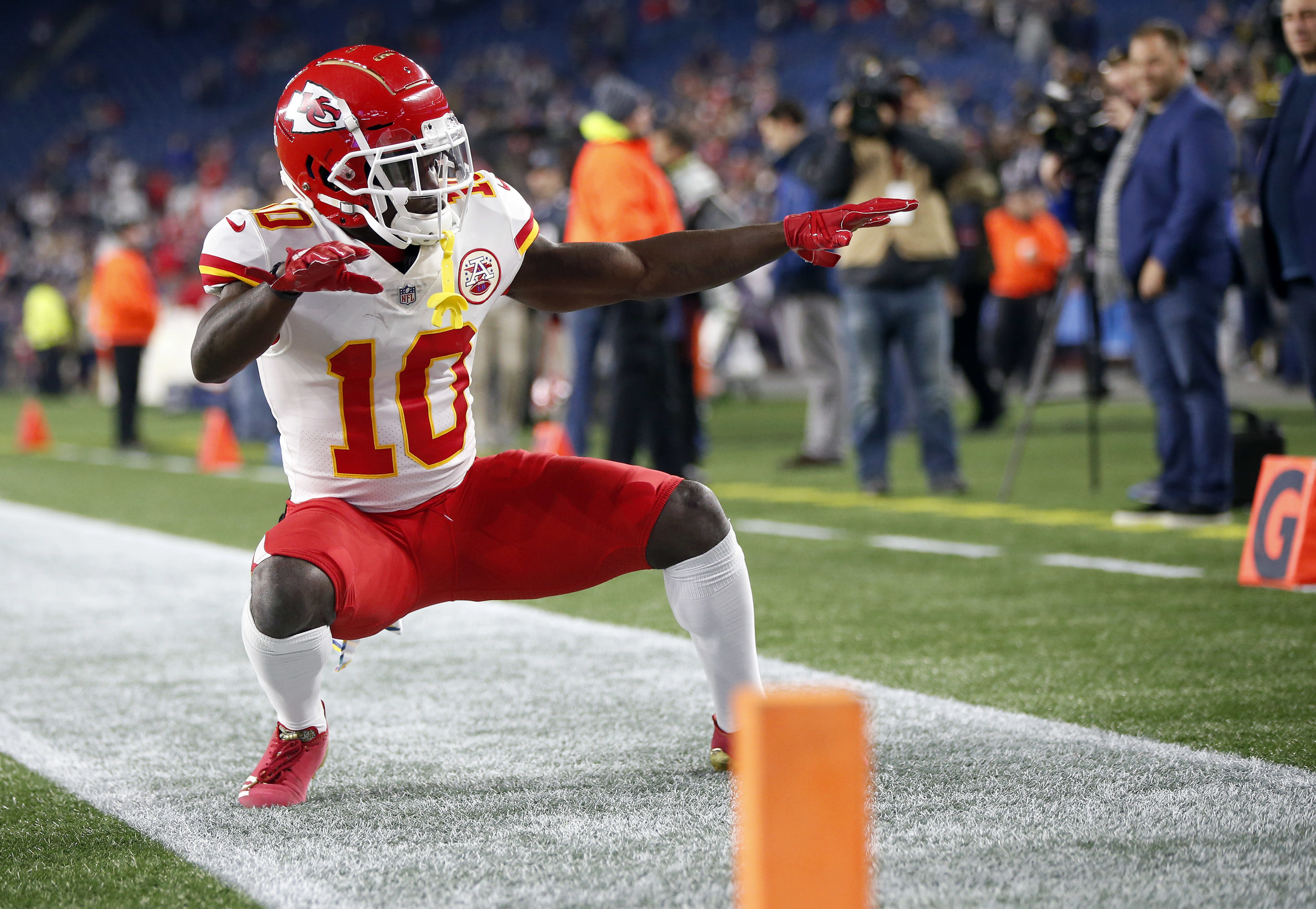 NFL leaves Tyreek Hill off Pro Bowl ballot at wide receiver