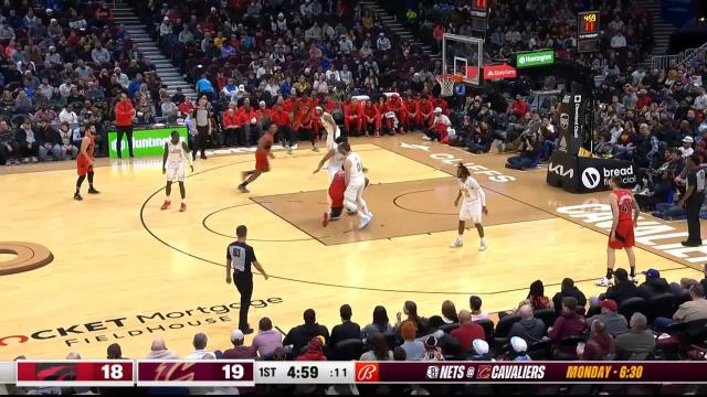 OG Anunoby with a 2-pointer vs the Cleveland Cavaliers