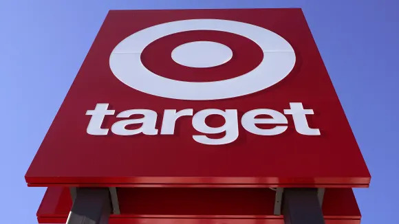 Target struggles where Walmart succeeds in Q1