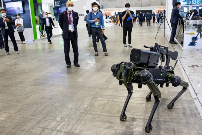 Boston Dynamics and other industry heavyweights pledge not to build war robots
