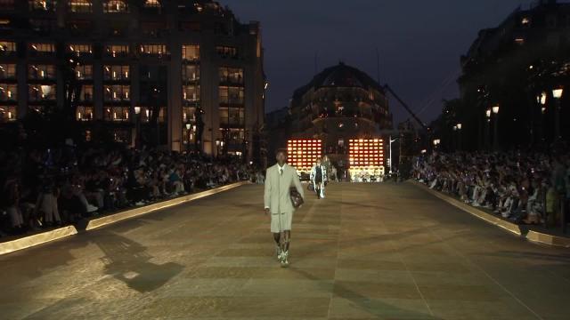 Louis Vuitton Collection vid4-1 