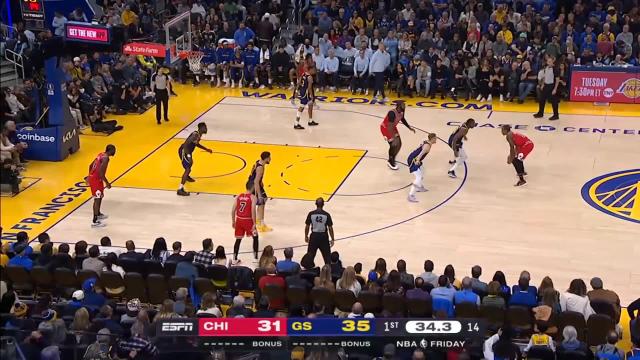 Patrick Williams with a last basket of the period vs the Golden State Warriors