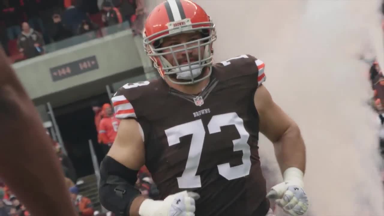 TOP DAWG: Cleveland Browns LEGEND Joe Thomas named to the 2023 NFL Hall of  Fame class! 