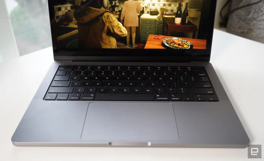 MacBook Pro 14-inch (2022)