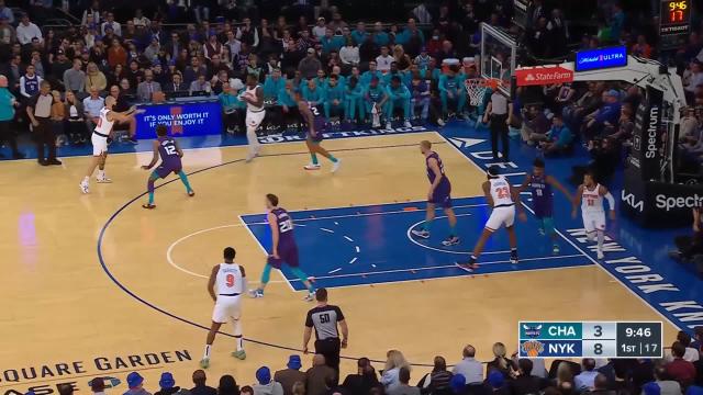 Evan Fournier with a 3-pointer vs the Charlotte Hornets