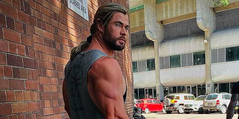 Chris Hemsworth’s Triceps Are Looking More Jacked Than Ever