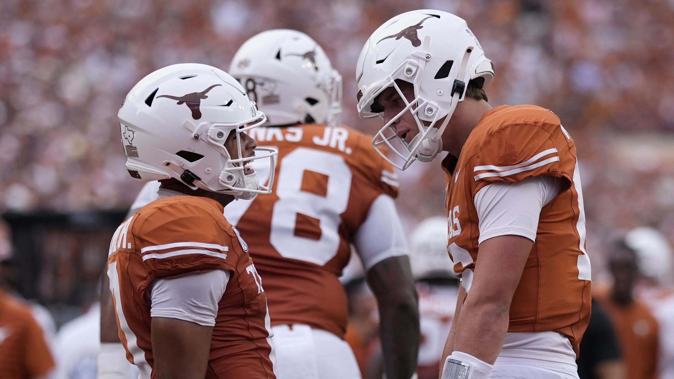 Texas is back ... at No. 1 in the AP poll for 1st time in 16 years