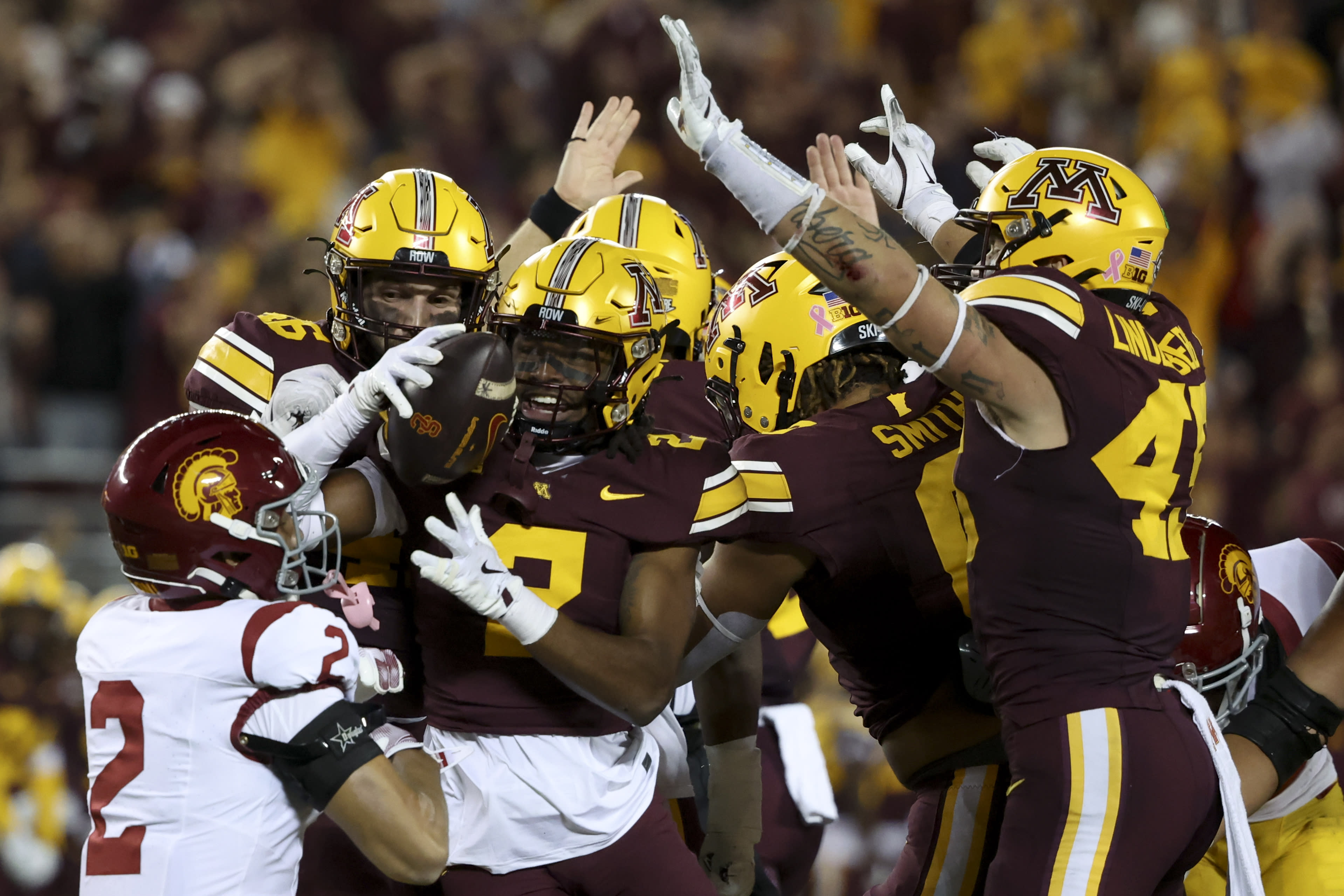 No. 12 USC loses 2nd Big Ten road game, falling 24–17 to Minnesota