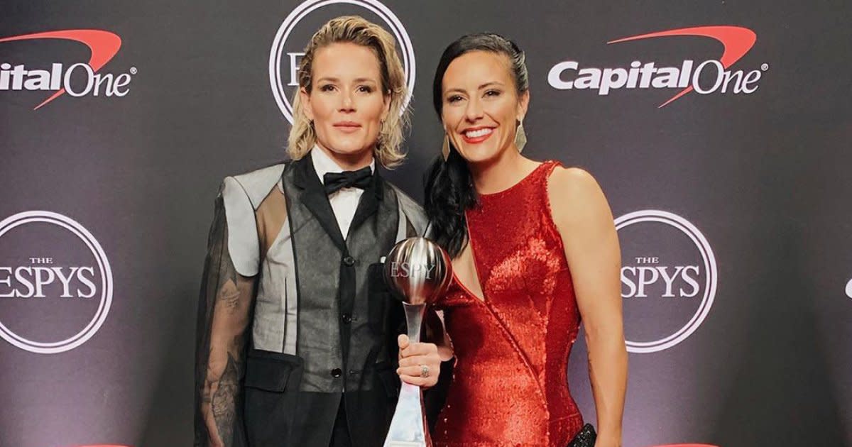 Uswnt Stars Engaged Couple Ashlyn Harris And Ali Krieger Share Photos From Espys Forever Date 