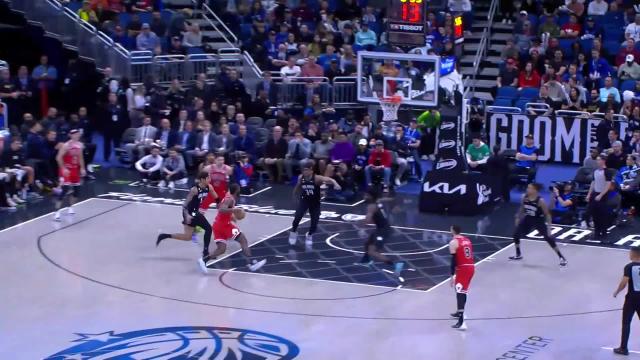 Jonathan Isaac with a dunk vs the Chicago Bulls