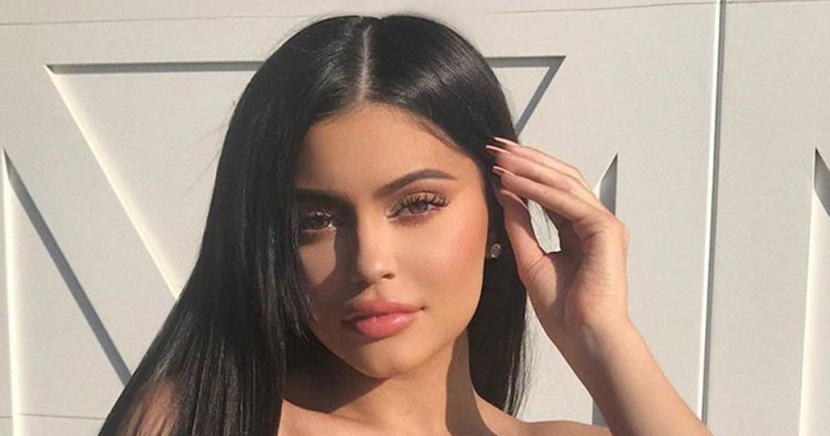 Kylie Jenner Shares Throwback Photo Of When She Was Pregnant With