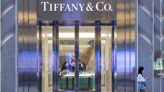 LVMH cuts £425m off Tiffany & Co deal, ending long-winded dispute
