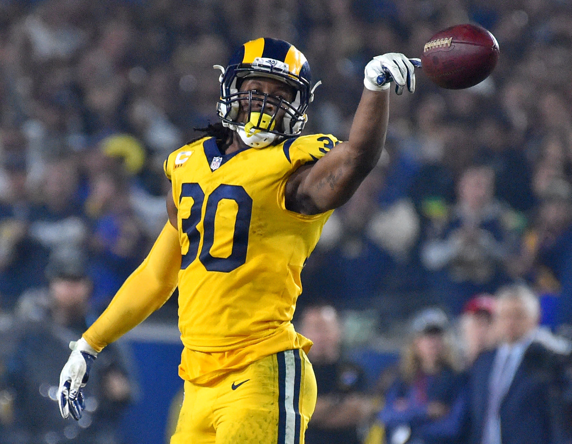 todd gurley yellow jersey