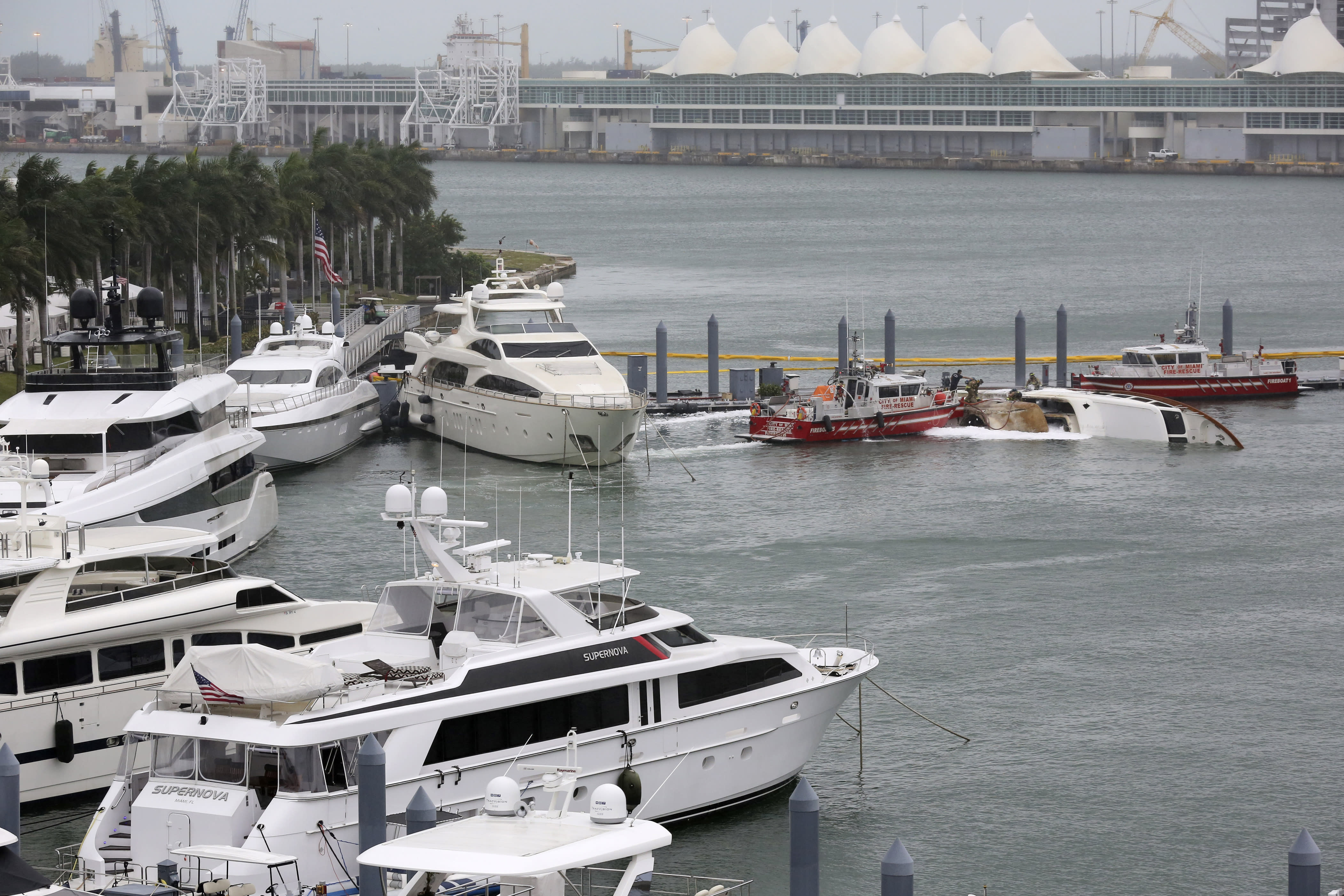 yacht sank in miami