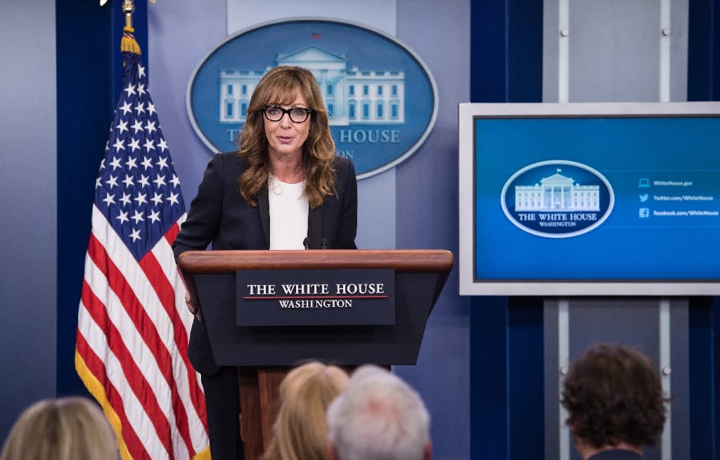 West Wing Star Janney Visits White House Press Room