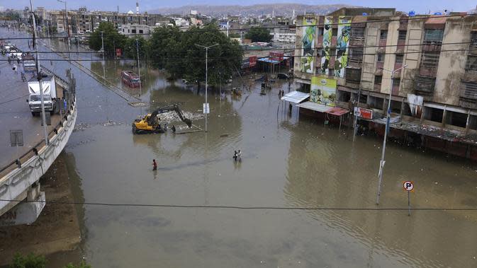 Foto Hujan Deras Banjir Rendam Karachi Pakistan