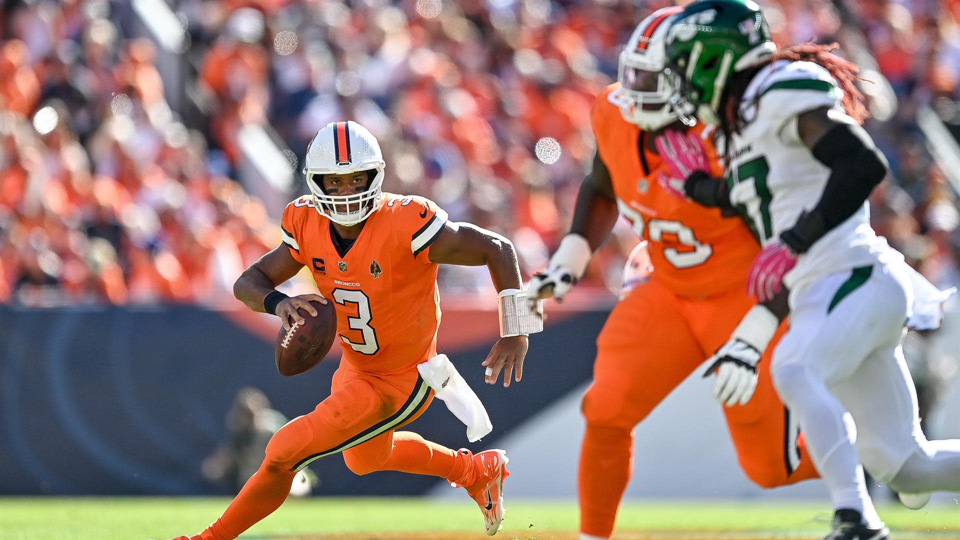 Monday Night Football DFS Showdown: Week 6 Broncos vs Chargers