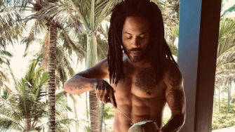 Lenny Kravitz makes his followers ‘swoon’ with shirtless pic: 'Can’t get over the fact that this guy is 56'