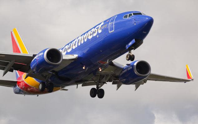 What's in the Cards for Southwest (LUV) This Earnings Season?
