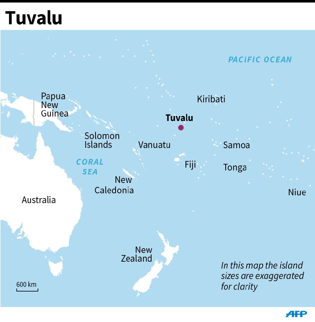 Острова тихого океана список на карте. Государство Тувалу на карте. Острова Тувалу на карте. Тувалу на политической карте.