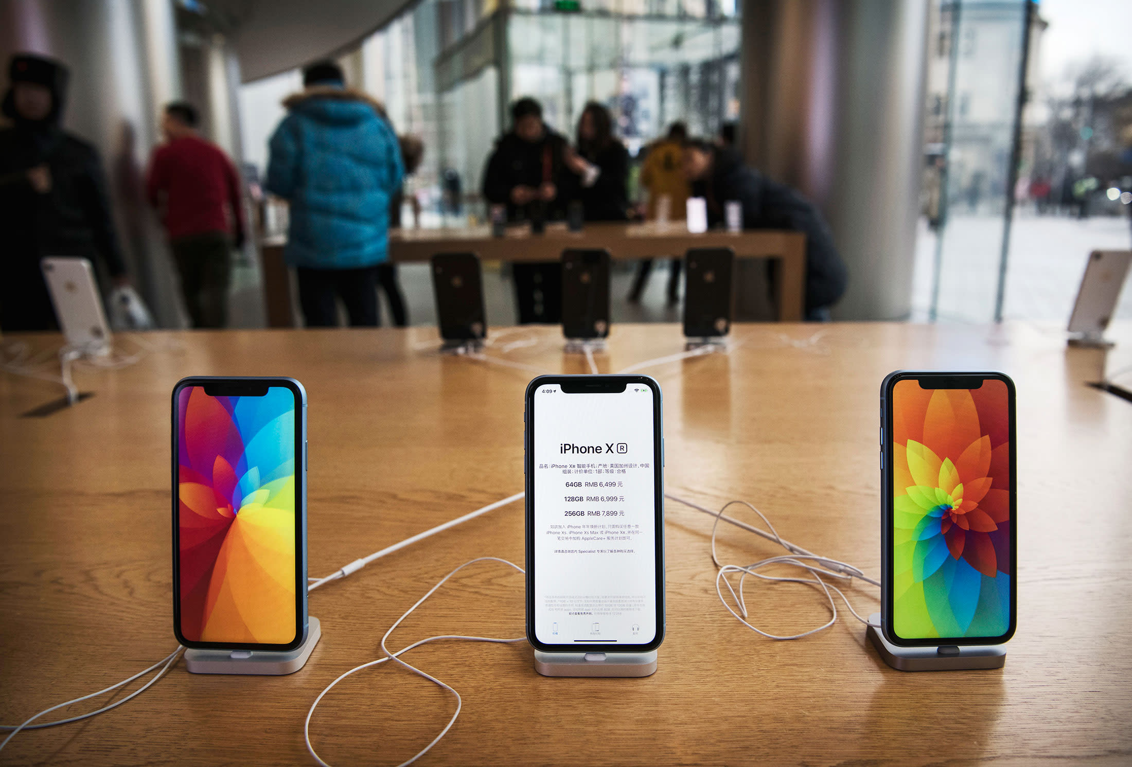Apple Planning Three New Iphone Models This Year Wsj Reports