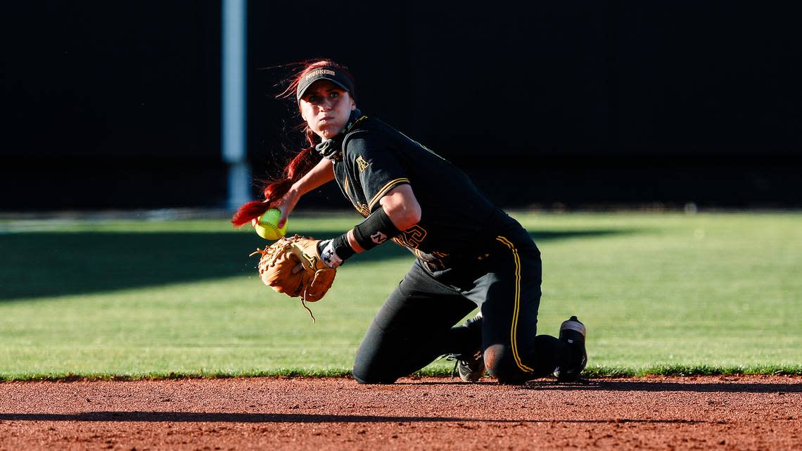 All-American Sydney McKinney committed to Wichita Point out softball