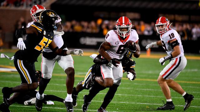 Starting Clemson linebacker out vs. Syracuse