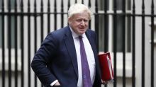 B. Johnson: piano Brexit May è come indossare giubbotto esplosivo
