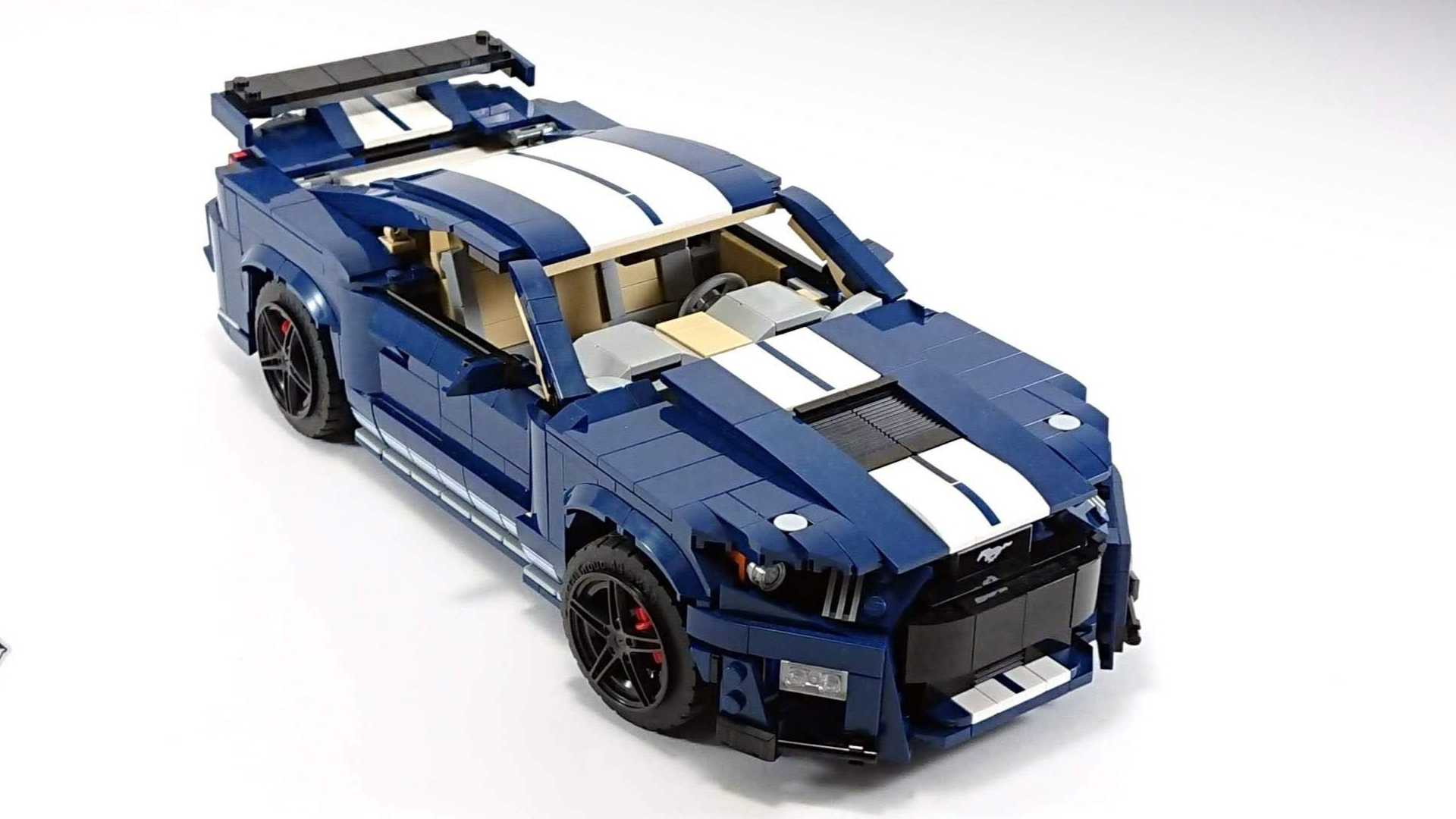 lego mustang car