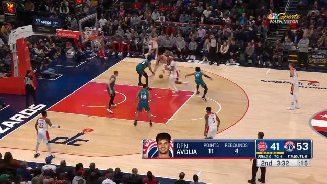 Bradley Beal with a dunk vs the Detroit Pistons