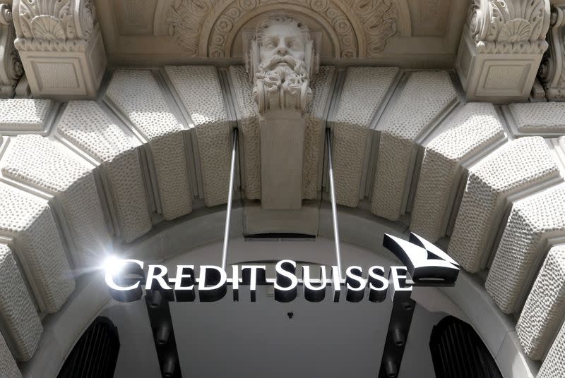 Credit Suisse faces U.S. tax probe, senate inquiry