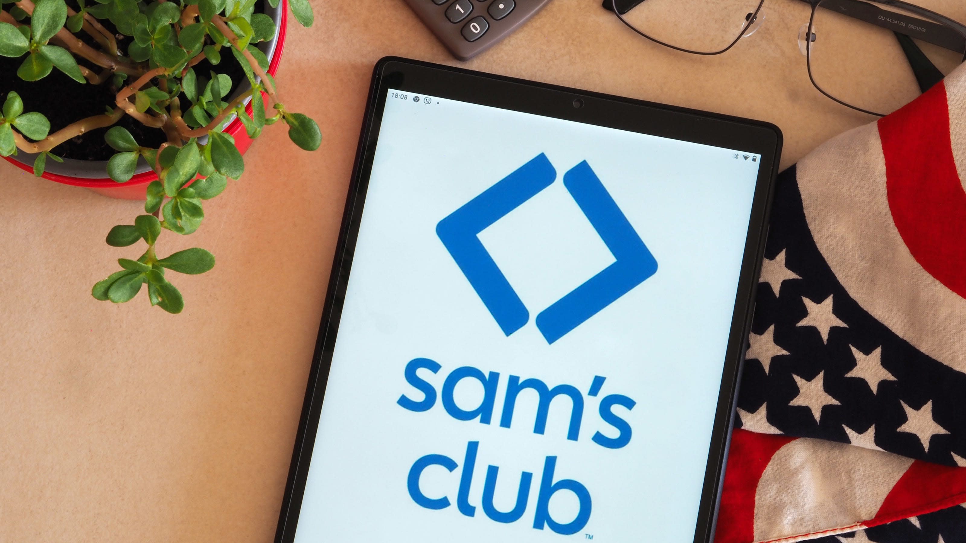 Sam's Club Is Raising Its Membership Prices for the First Time in Almost a  Decade