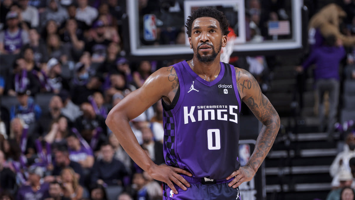 Kings' Monk addresses possibility of early return from MCL injury