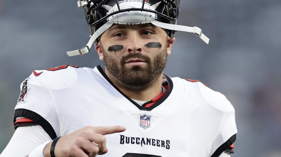 How Kyle Trask pulled even with Baker Mayfield in Bucs' quarterback race