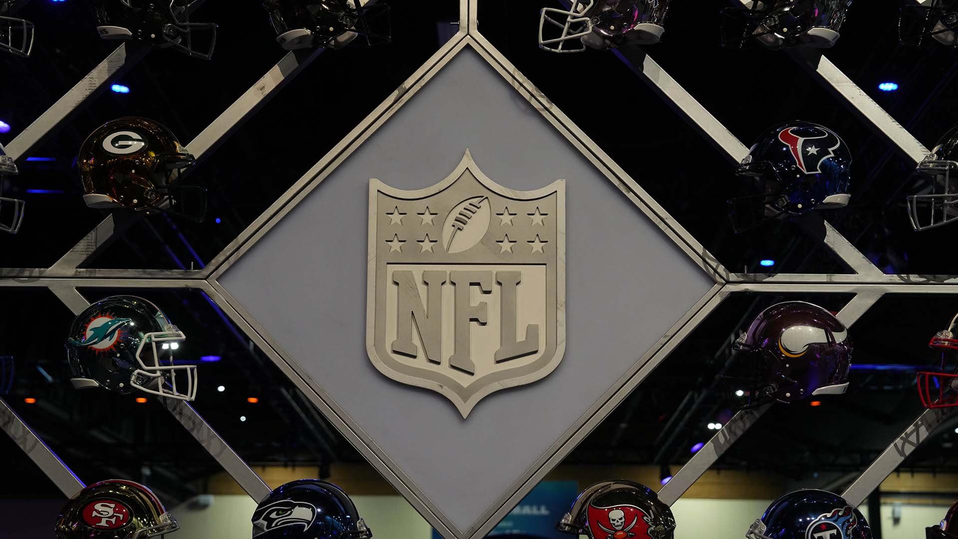 NBC pays $110 million to make an NFL playoff game a Peacock exclusive