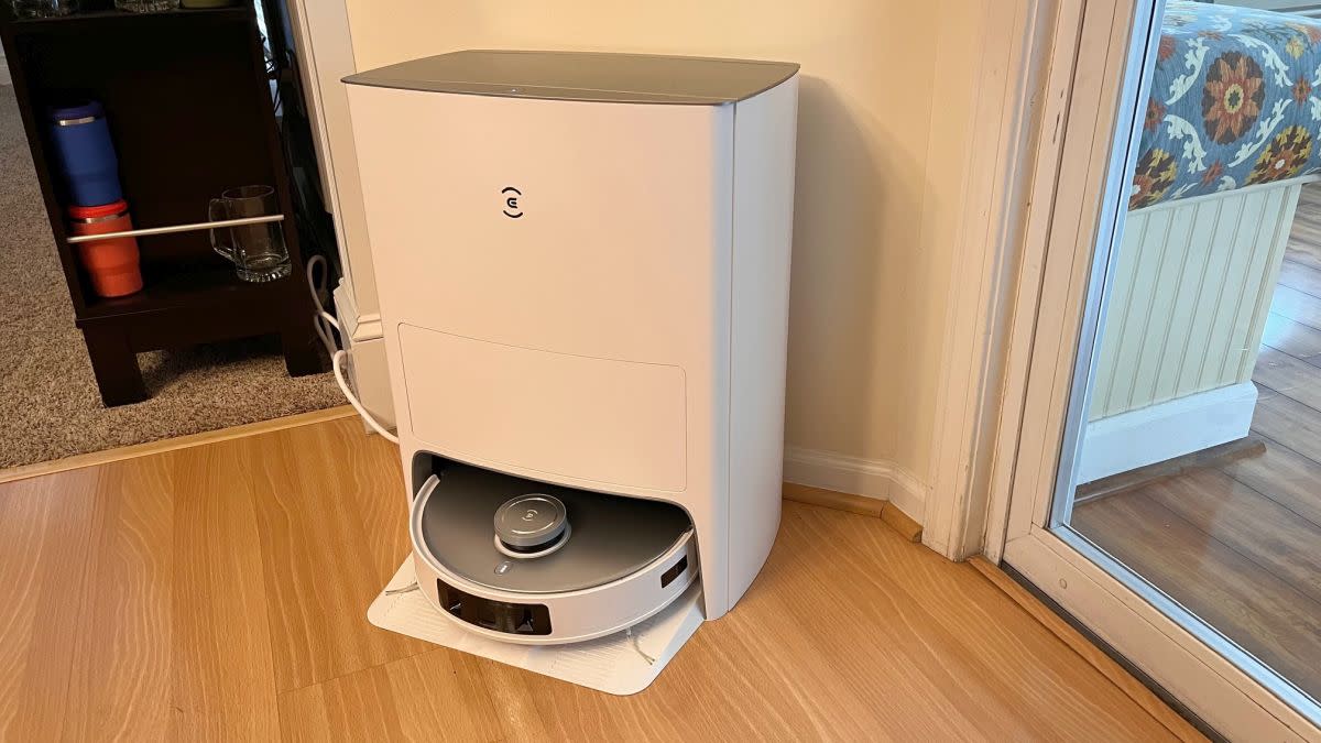 Ecovacs Deebot T20 Omni review: Not the smartest robo-cleaner