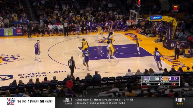 Domantas Sabonis with a 2-pointer vs the Los Angeles Lakers