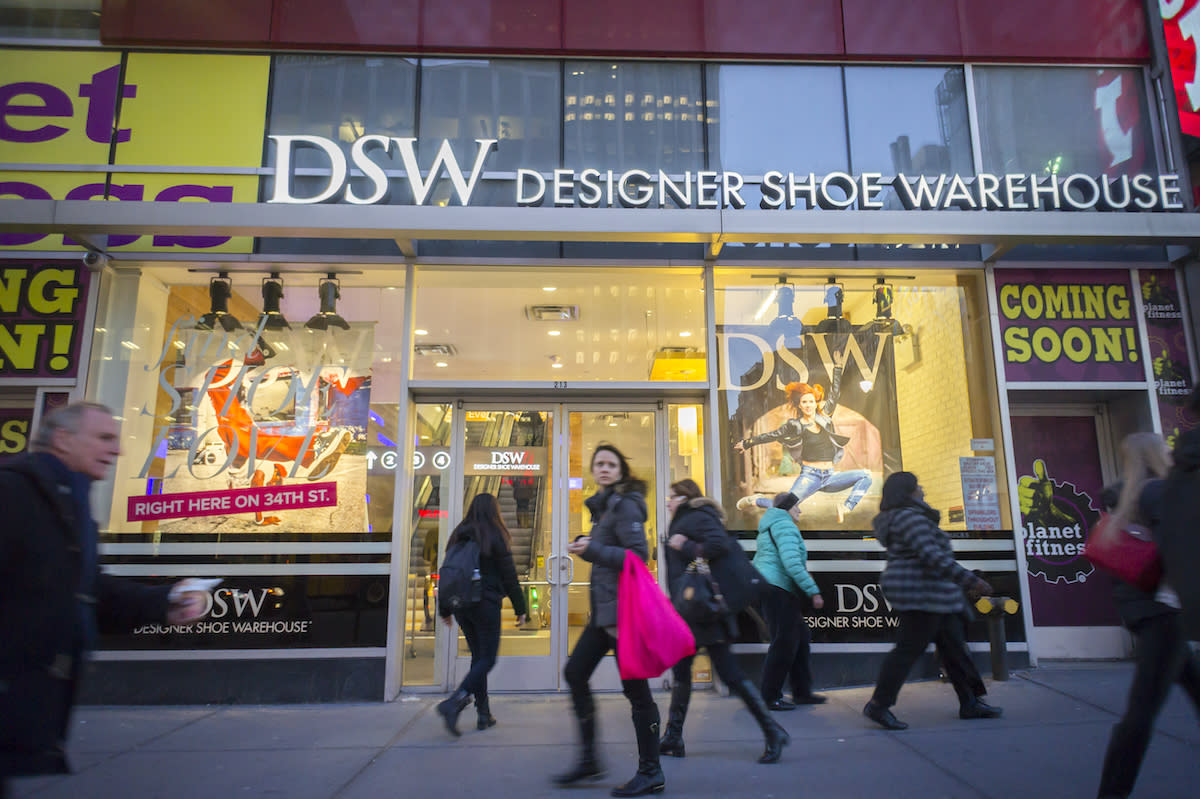 Shoe Carnival makes first acquisition