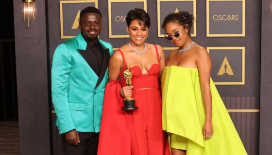 4 Fashion Trends We Observed At The 2022 Oscars