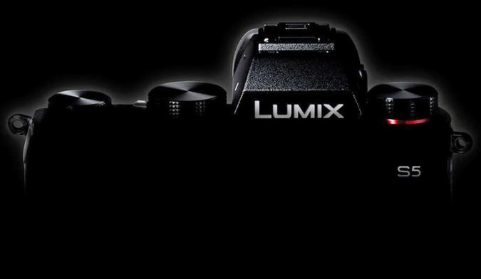 Lumix S5