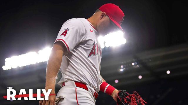 Angels star Mike Trout needs knee surgery