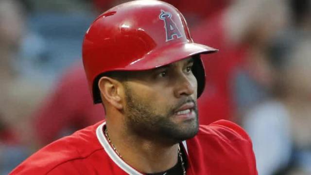 Albert Pujols likely to miss rest of season after having knee surgery