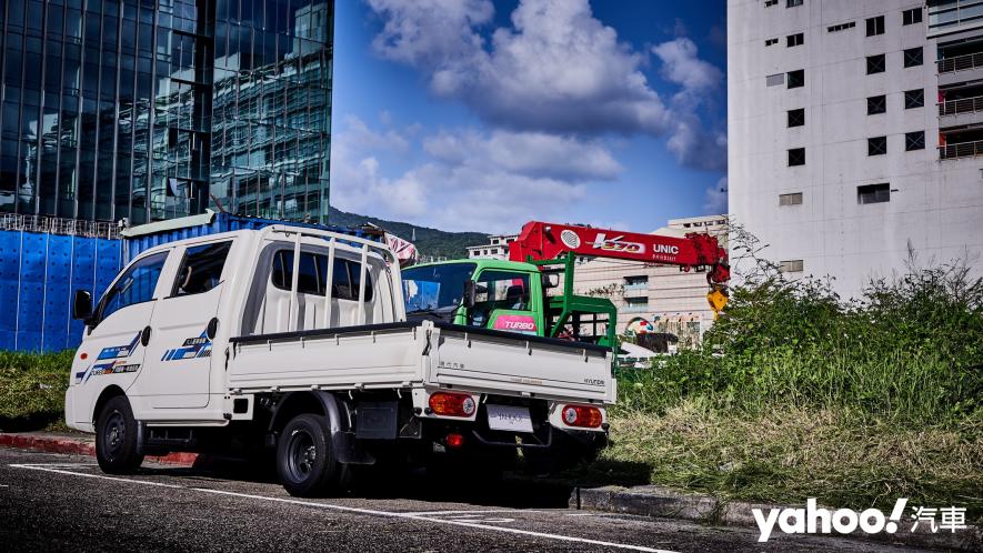 兩排椅的好、帶過工班就知道！Hyundai Porter小霸王雙廂車型試駕！ - 25