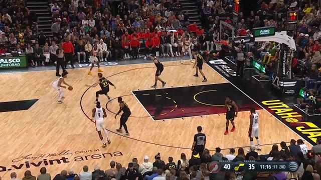 Shaedon Sharpe with a 2-pointer vs the Utah Jazz