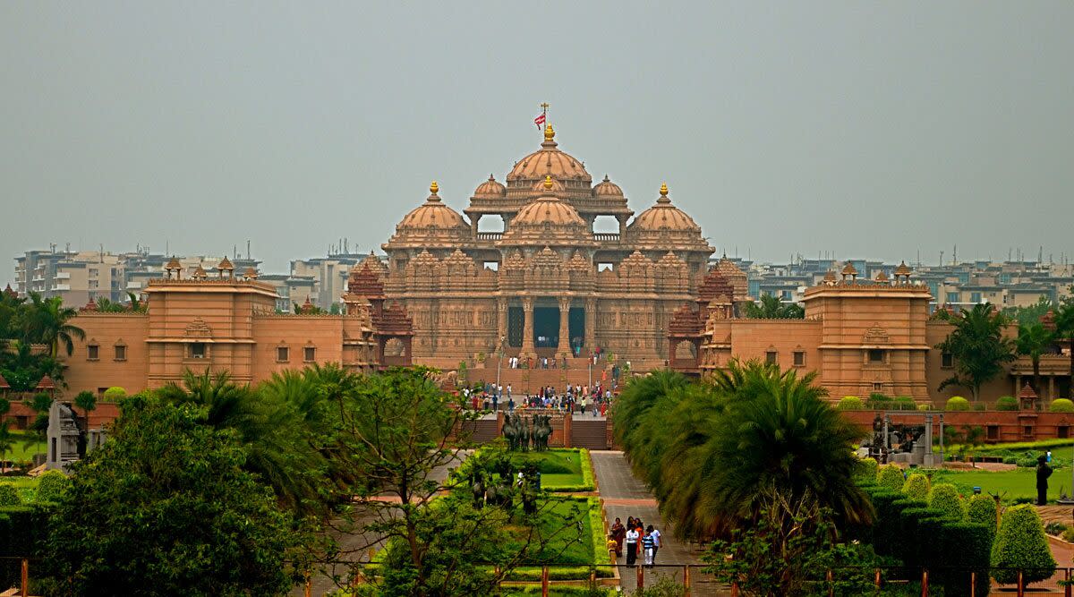 adidas akshardham metro station