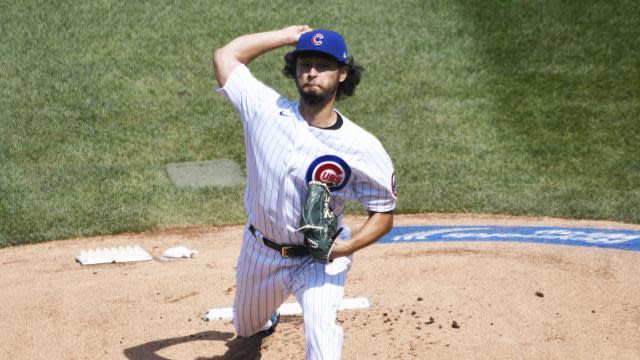 Yu Darvish's son, Shoei Darvish, is getting some work in in front