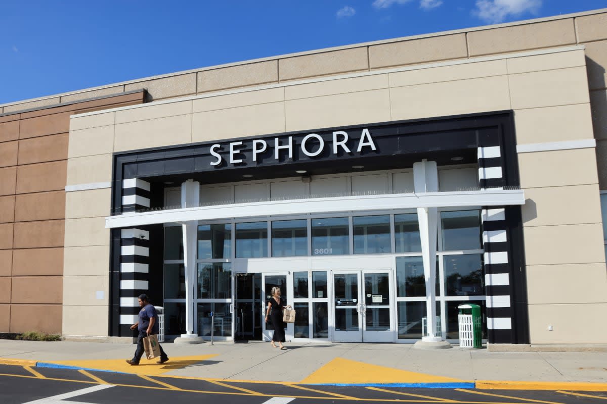 Sephora Re-Enters the UK, Doja Cat’s Stylist Talks Vogue Week