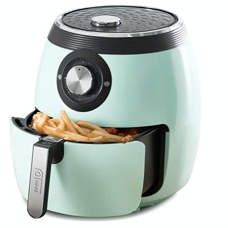 3 Best Air Fryer for Dorm Rooms in 2022 (Our Recommendations